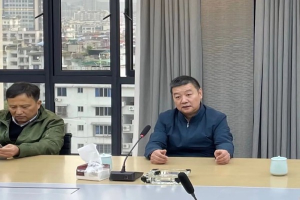 麗水市建設局黨組書記、局長鐘小松一行到浙江中立建設有限公司走訪